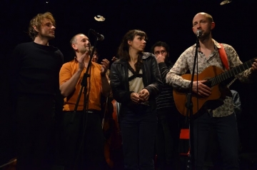 sortie du cd à la menuiserie avec Jeanne Garraud, Nicolas Bacchus, Fanch', Nicolas Jules / crédit : Jan Feigenbaum